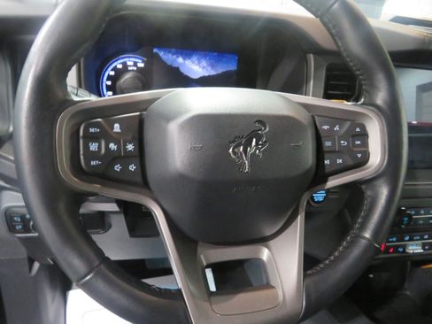 Used 2024 Ford Bronco Badlands AWD/4WD image 12