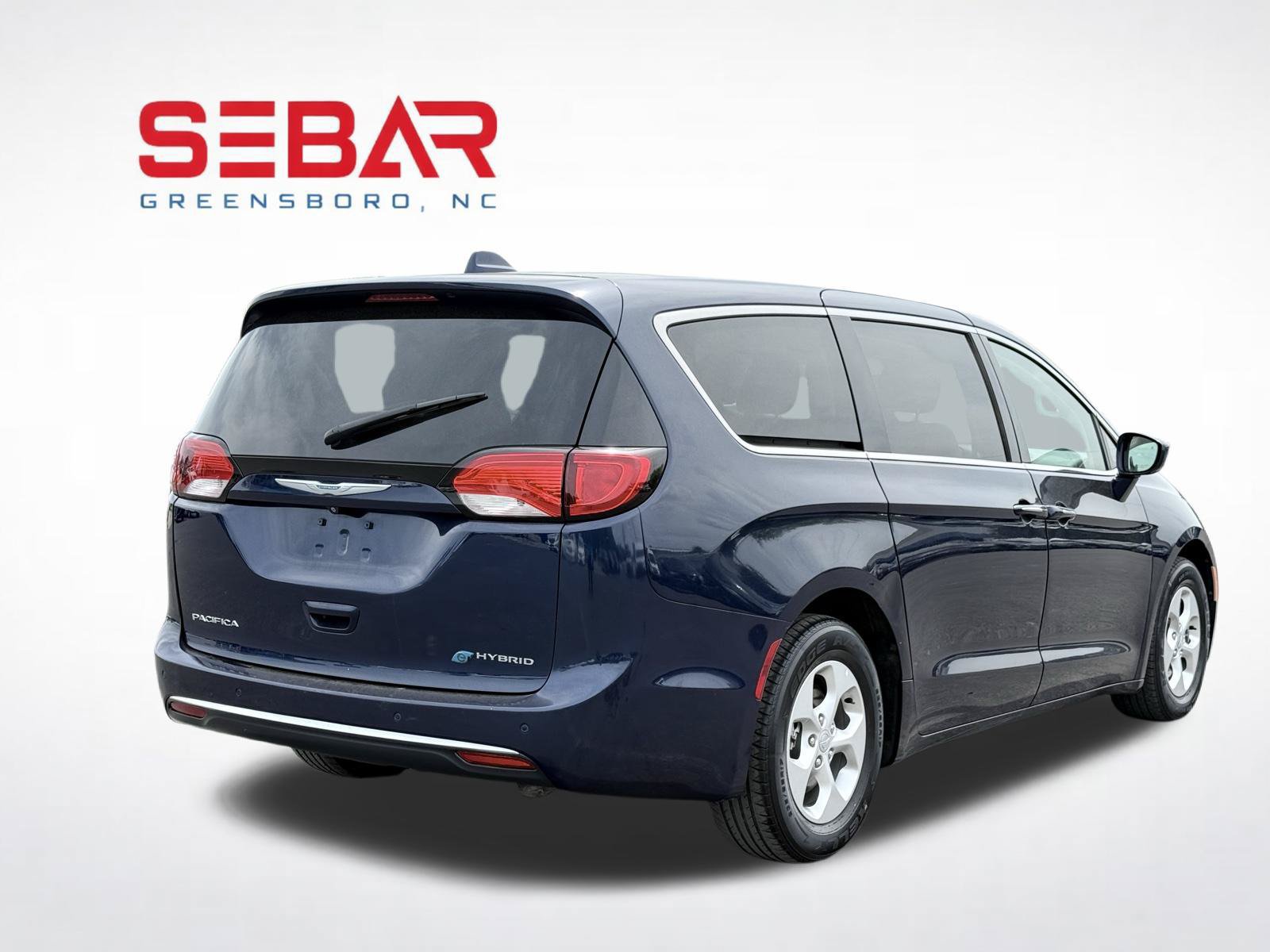 Used 2018 Chrysler Pacifica Touring Plus FWD image 10