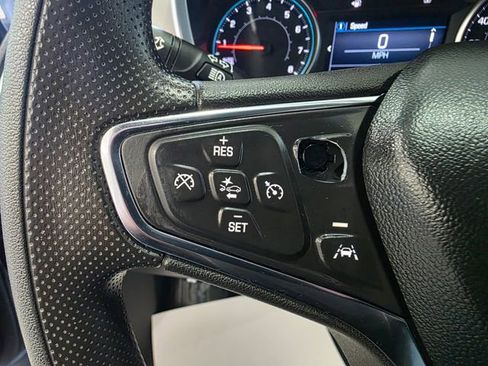 Used 2022 Chevrolet Equinox LS w/ LS Convenience Package FWD image 16