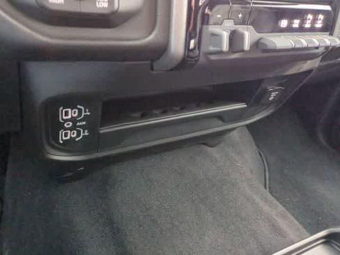 New 2026 RAM 2500 Tradesman image 31