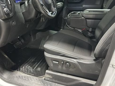 Used 2022 Chevrolet Silverado 1500 Custom w/ LPO, Dark Essentials Package AWD/4WD image 7