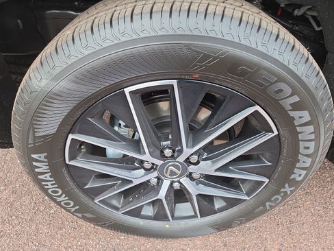 Certified 2025 Lexus GX 550 550 Premium+ image 10