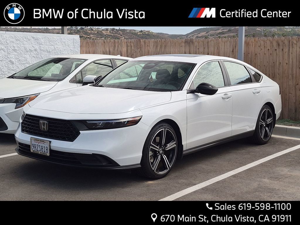 Used 2024 Honda Accord Sport image 1