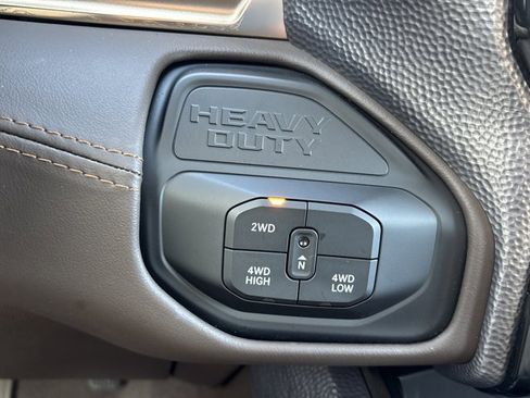 Used 2025 RAM 3500 Longhorn image 36