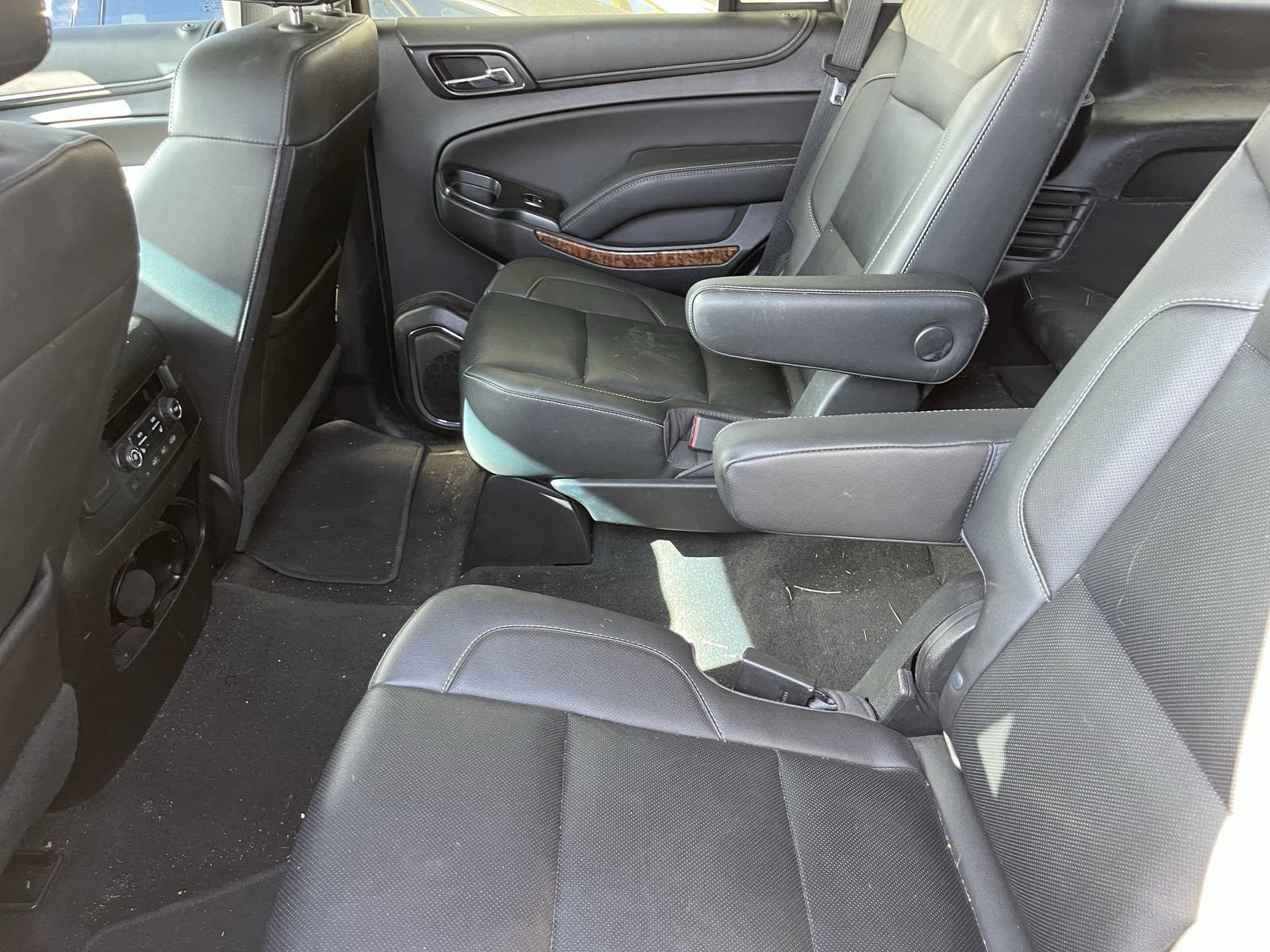 Used 2018 Chevrolet Tahoe Premier AWD/4WD image 9