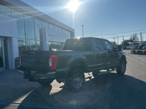 Used 2017 Ford F350 Lariat image 9
