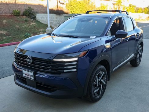 New 2026 Nissan Kicks SV w/ Cold Weather Package image 8