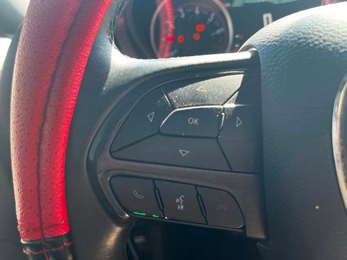Used 2019 Dodge Challenger SXT RWD image 21