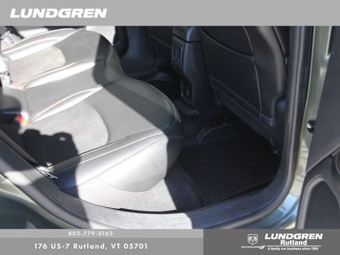 Used 2020 Jeep Compass Latitude w/ Cold Weather Group AWD/4WD image 29