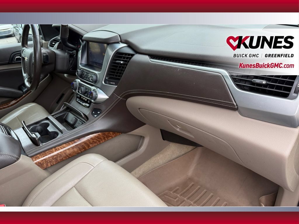 Used 2015 Chevrolet Suburban LTZ AWD/4WD image 46