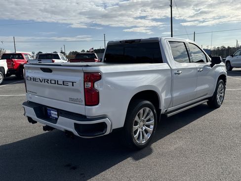Used 2021 Chevrolet Silverado 1500 High Country w/ Technology Package image 6