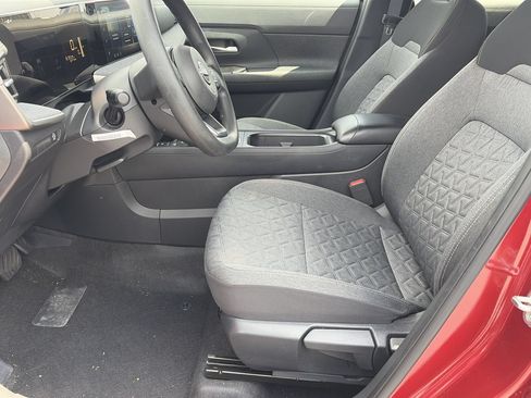 Certified 2026 Nissan Kicks SV w/ SV Premium Package FWD image 25
