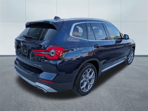 Used 2023 BMW X3 xDrive30i w/ Premium Package image 3