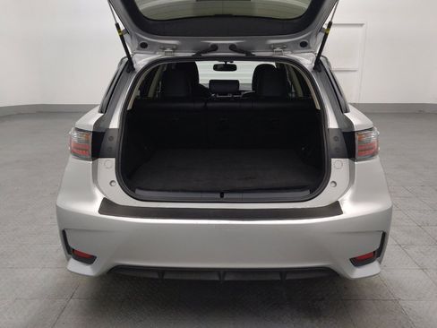 Used 2015 Lexus CT 200h w/ Navigation Package FWD image 29