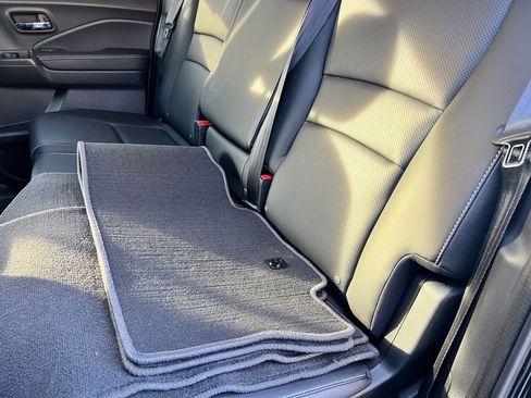 Used 2025 Honda Ridgeline RTL image 12