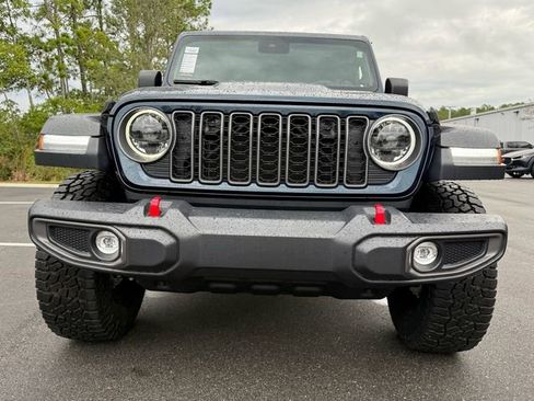 Used 2025 Jeep Gladiator Rubicon w/ Convenience Group image 21