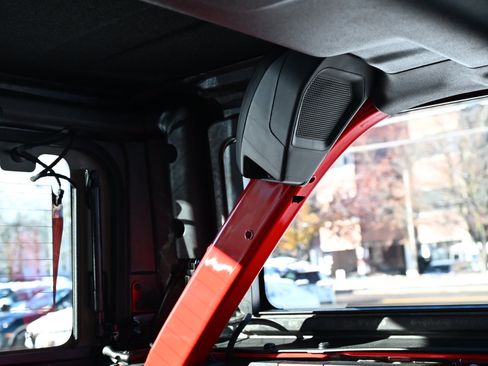 Used 2023 Ford Bronco Heritage Edition image 44