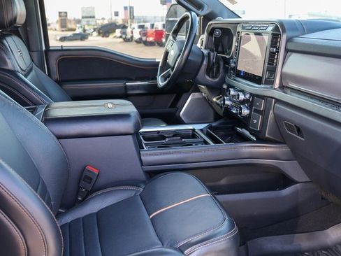 Used 2024 Ford F250 Platinum w/ FX4 Off-Road Package image 20