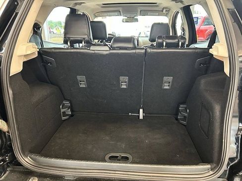 Used 2019 Ford EcoSport Titanium AWD/4WD image 30