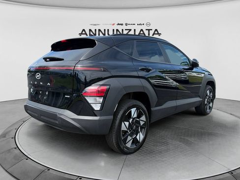Used 2024 Hyundai Kona SEL AWD/4WD image 5