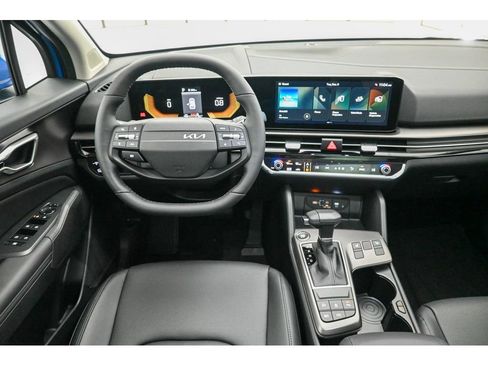 New 2026 Kia Sportage EX w/ EX Panorama Roof Package image 13