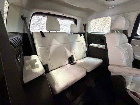 Certified 2025 Hyundai Santa Fe Calligraphy image 15