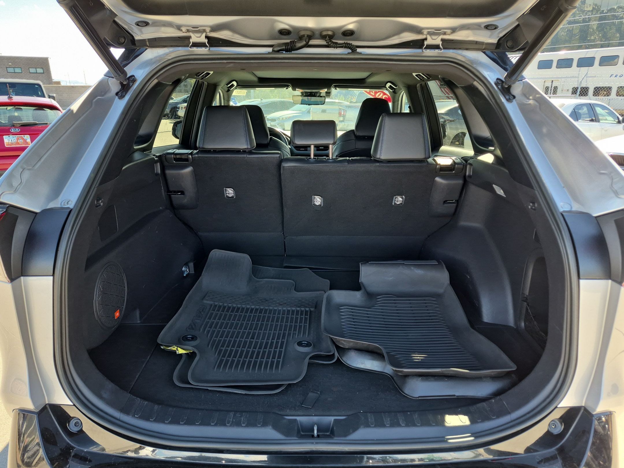 Used 2021 Toyota RAV4 XSE AWD/4WD image 31