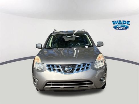 Used 2011 Nissan Rogue SV w/ Premium Pkg image 2