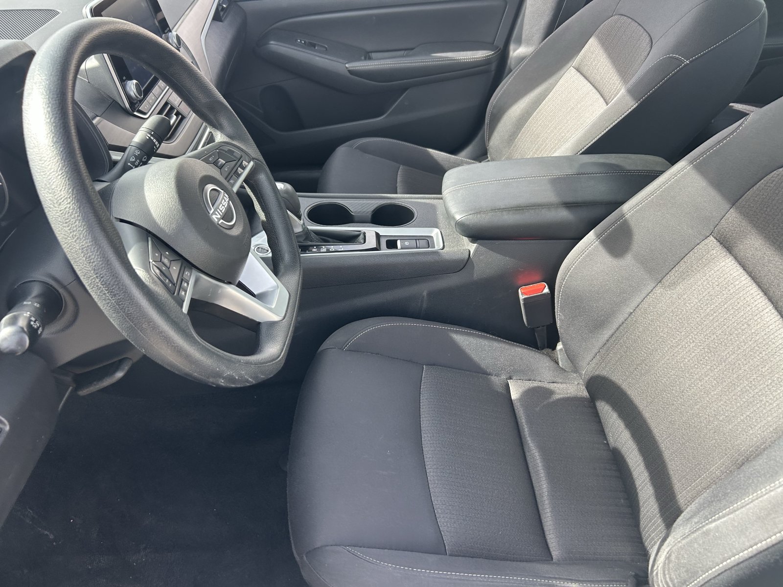 Used 2025 Nissan Altima 2.5 SV AWD/4WD image 12
