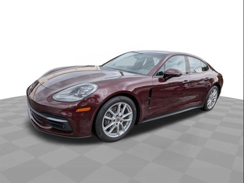 Used 2019 Porsche Panamera 4 AWD/4WD image 8