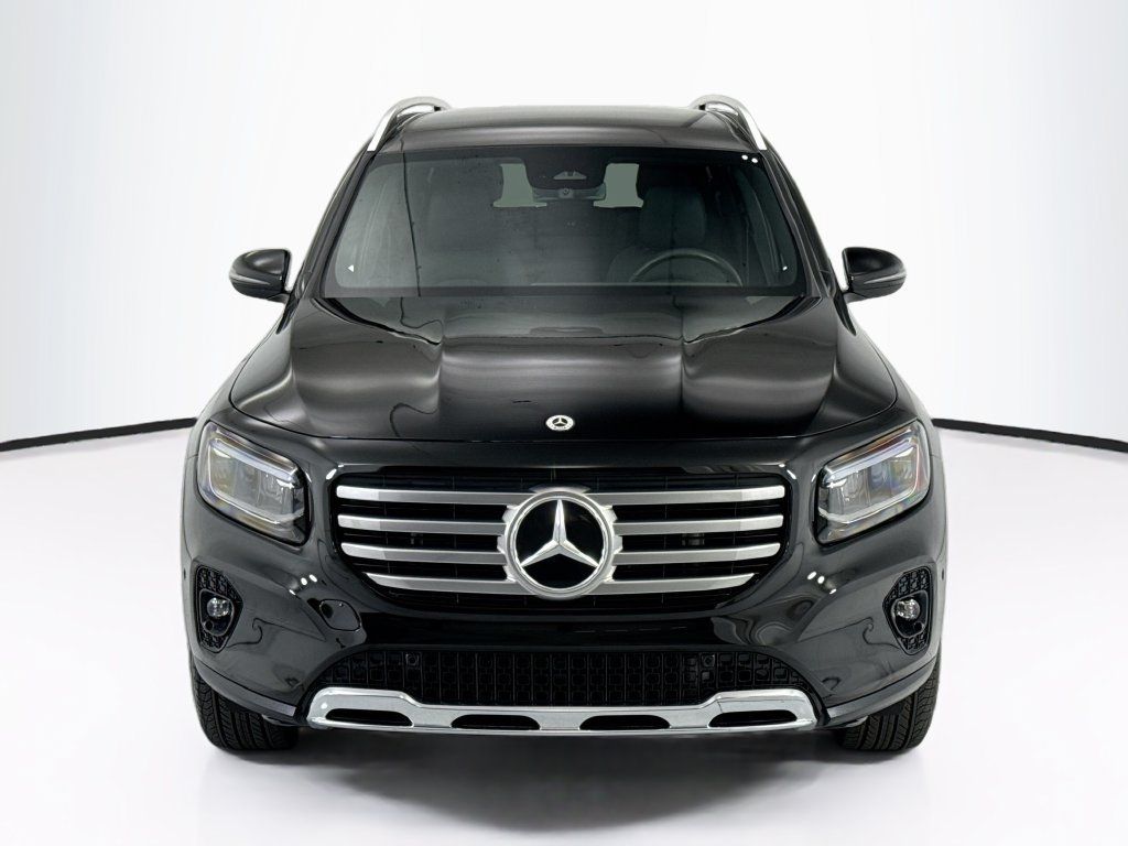 Certified 2024 Mercedes-Benz GLB 250 4MATIC image 2