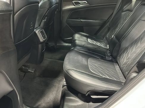 Used 2023 Kia Sportage X-Line w/ X-Line Premium Package AWD/4WD image 11