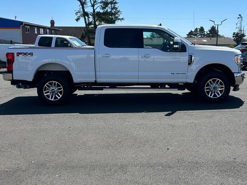 Certified 2019 Ford F250 Lariat w/ Lariat Ultimate Package AWD/4WD image 9