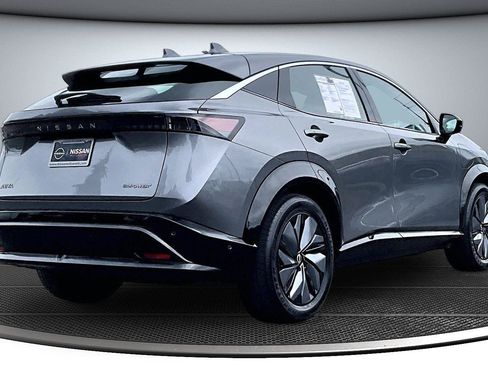 Used 2023 Nissan Ariya FWD image 7