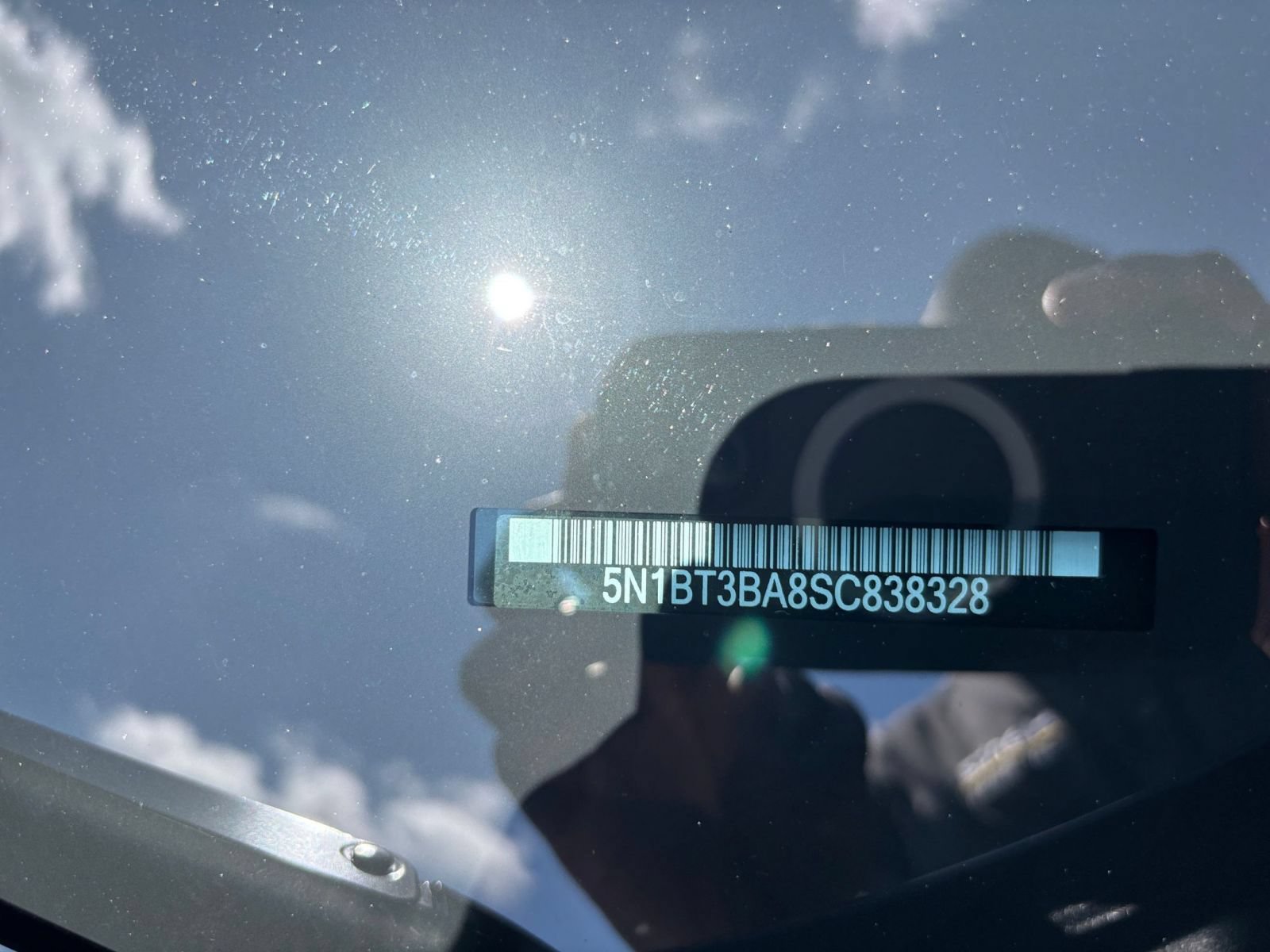 Used 2025 Nissan Rogue SV FWD image 30