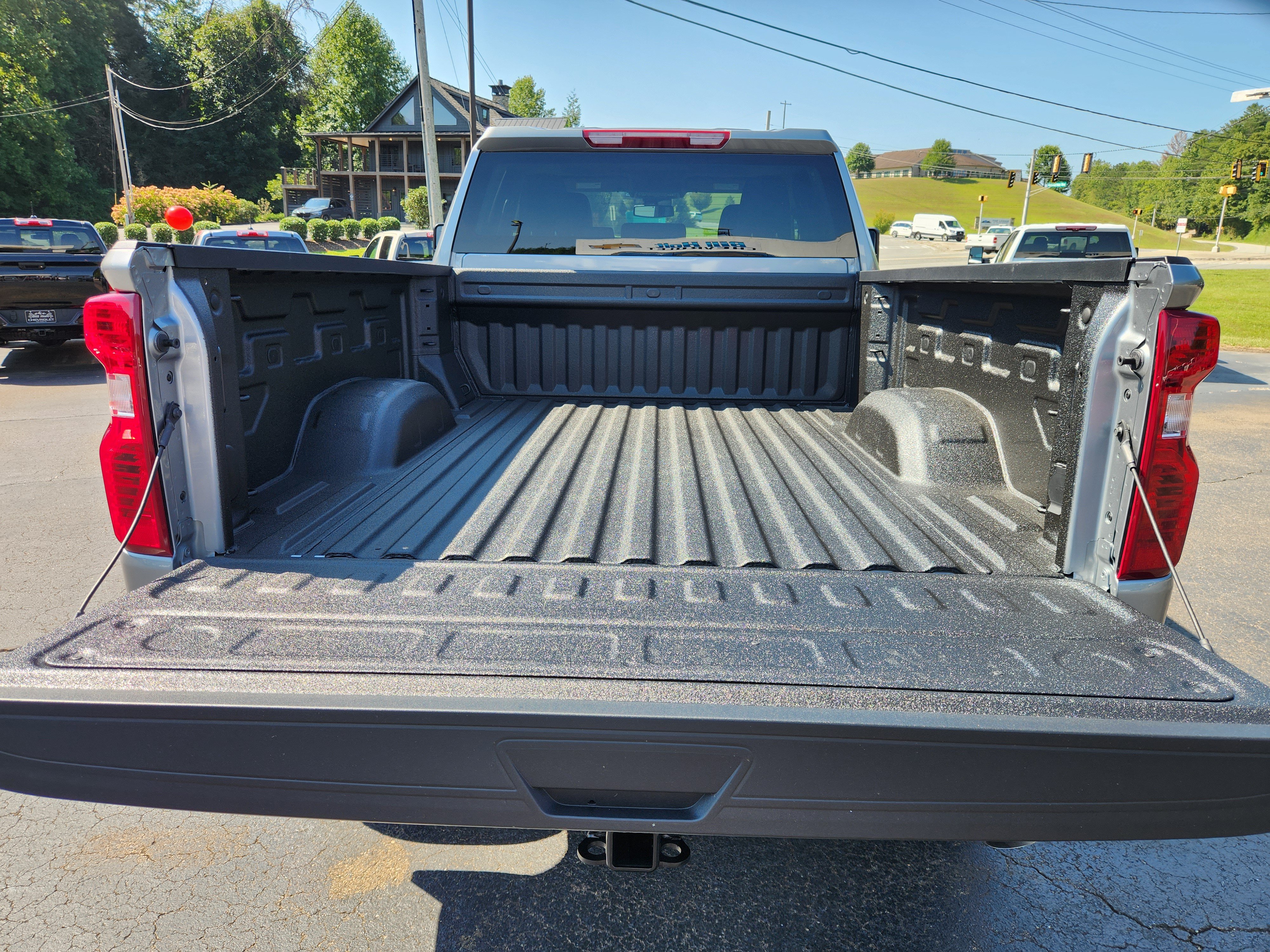New 2026 Chevrolet Silverado 2500 Custom w/ Custom Value Package AWD/4WD image 17