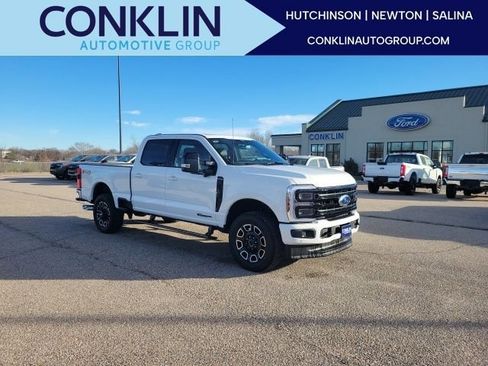 New 2026 Ford F250 Platinum image 1