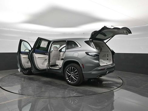 New 2026 Buick Enclave Avenir w/ Super Cruise Package AWD/4WD image 42