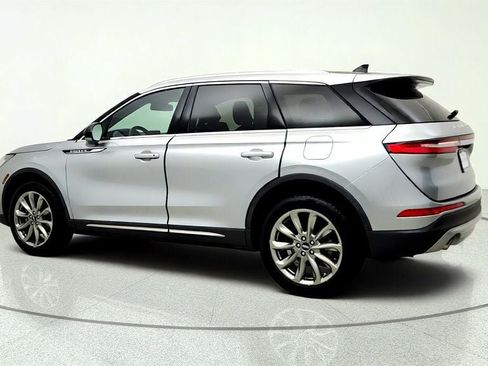 Used 2021 Lincoln Corsair FWD w/ Premium Package image 7