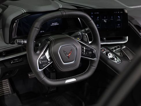 Used 2025 Chevrolet Corvette Z06 image 48