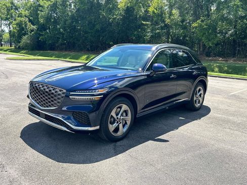 New 2026 Genesis GV70 2.5T Advanced w/ G1 Accessory Package AWD/4WD image 3