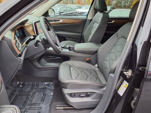 New 2026 Volkswagen Atlas SE image 4