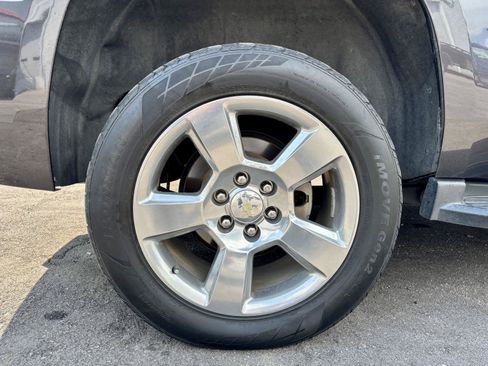 Used 2018 Chevrolet Tahoe LT AWD/4WD image 44