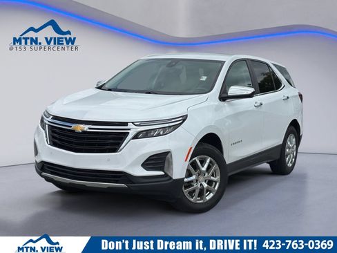 Used 2023 Chevrolet Equinox LT w/ LPO, Floor Liner Package AWD/4WD image 1