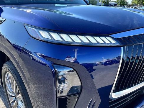 Used 2025 INFINITI QX80 Sensory AWD/4WD image 31