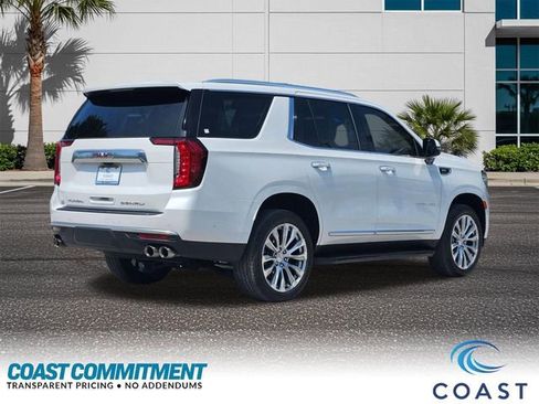 Used 2024 GMC Yukon Denali w/ Advanced Technology Package AWD/4WD image 6