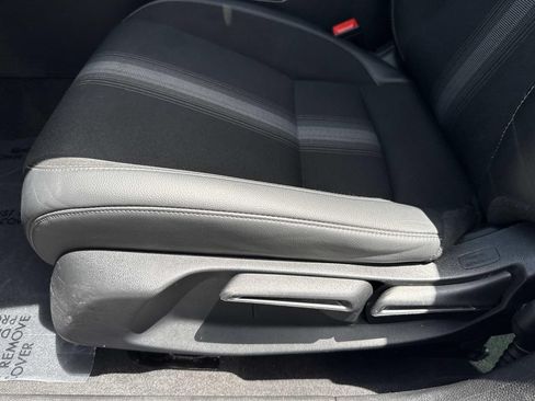 Used 2022 Honda Civic Sport image 25