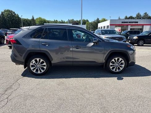 Used 2021 Toyota RAV4 XLE Premium AWD/4WD image 3