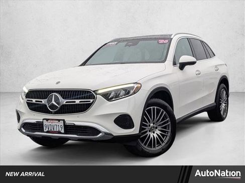 Certified 2026 Mercedes-Benz GLC 300 image 1