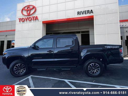 Certified 2023 Toyota Tacoma TRD Sport image 8